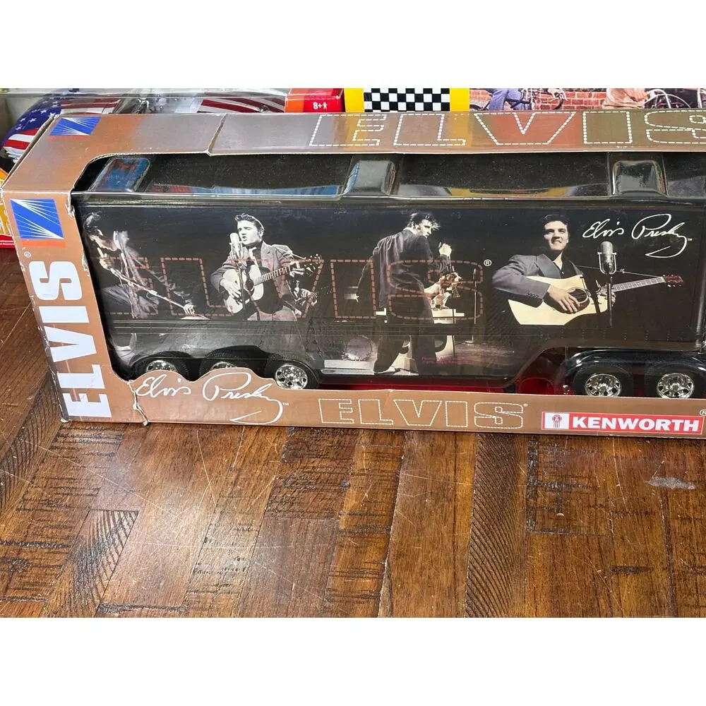 NewRay Elvis Presley Tour Semi Truck Kenworth W900 Custom Cab DieCast Model 1:32